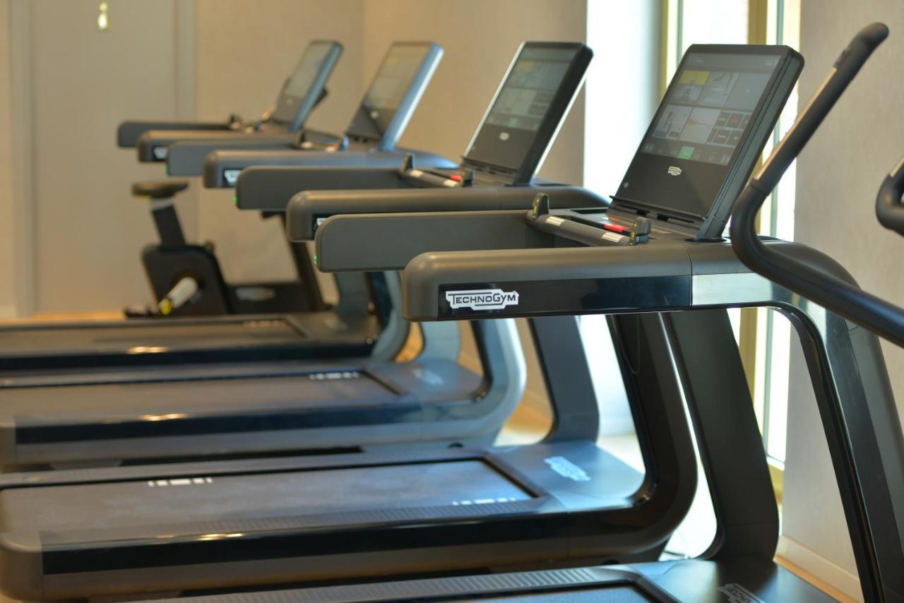 Mk Hotel Tirana Rinas المظهر الخارجي الصورة Treadmills