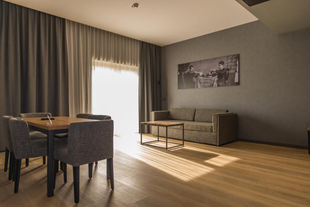 Mk Hotel Tirana Rinas المظهر الخارجي الصورة