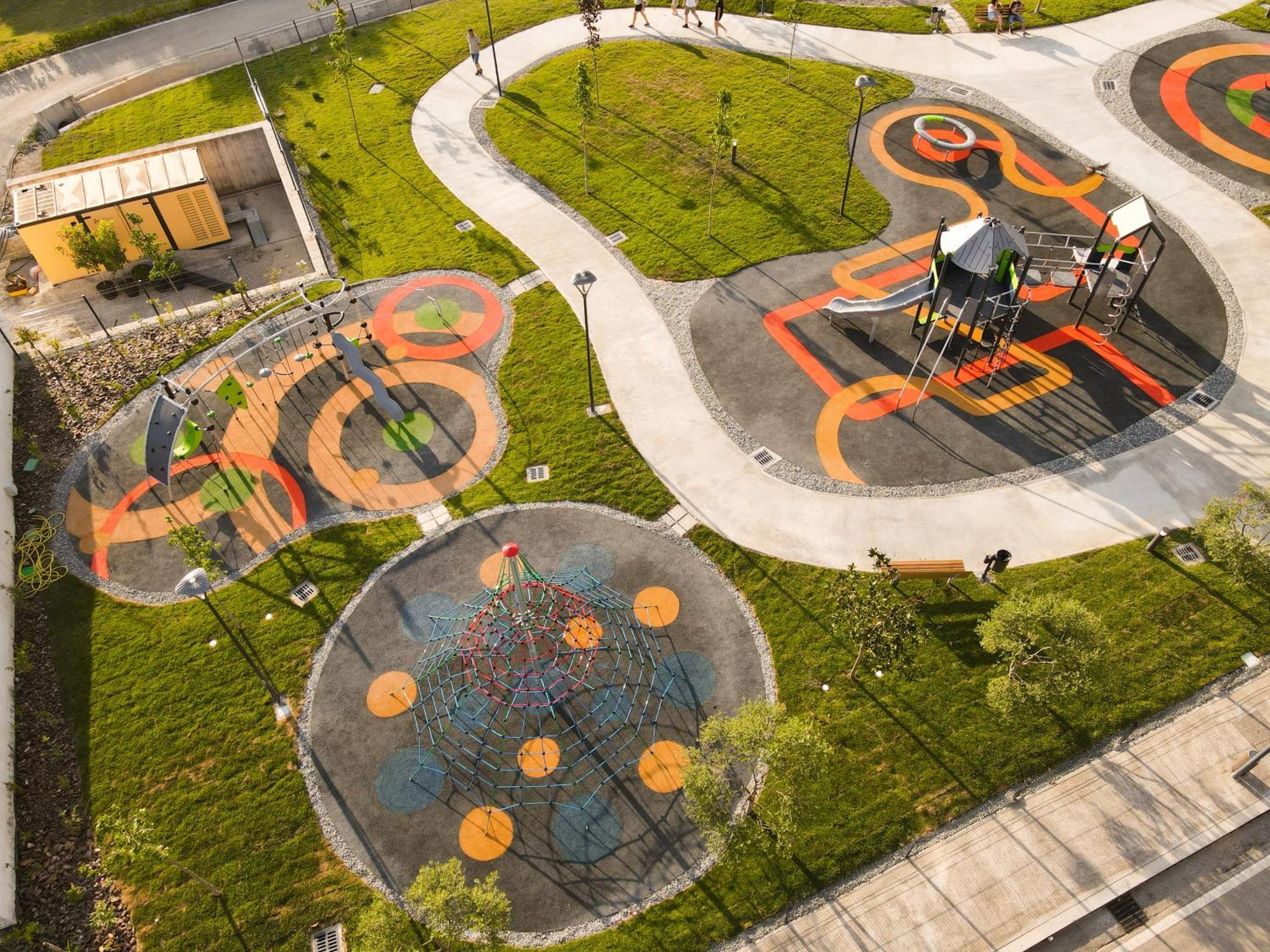 Mk Hotel Tirana Rinas المظهر الخارجي الصورة Aerial view of the park